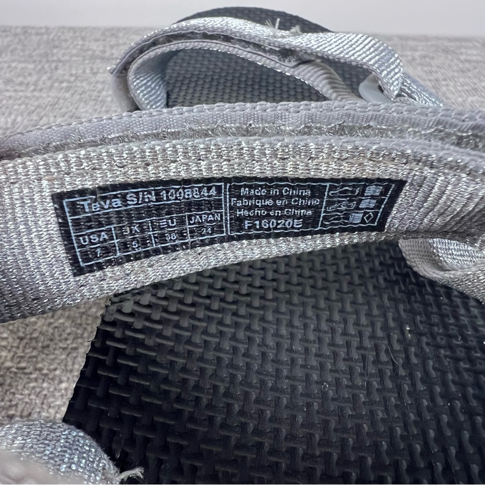 Teva Flatform Metallic Silver Platform Sandals - image 3